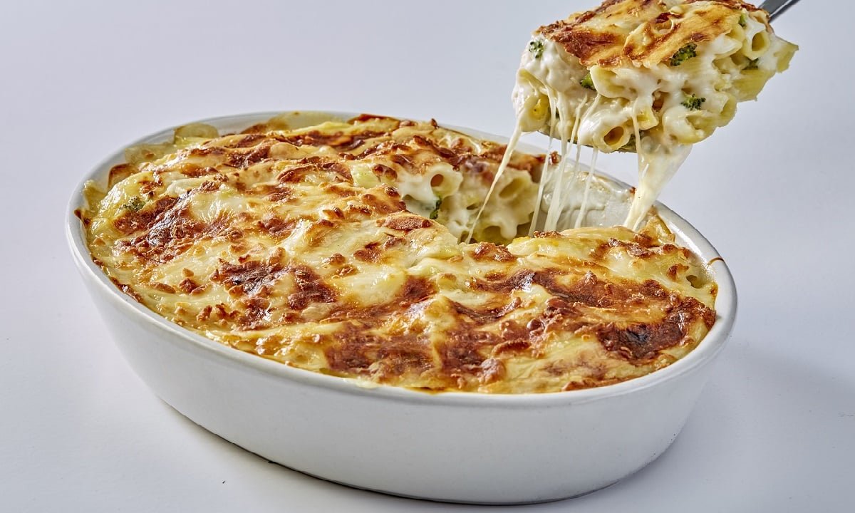 طريقة عمل النجرسكو.. وجبة شهية تجمع بين الدجاج والخضار والصلصة الكريمية