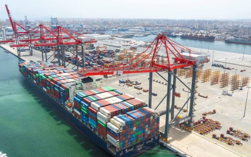 شراكة استراتيجية بين مجموعة موانئ أبوظبي ووزارة النقل المصرية لتطوير مركز لوجستي