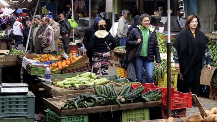 المركزي التونسي يثبت سعر الفائدة الرئيسي عند 8% لمواجهة التضخم
