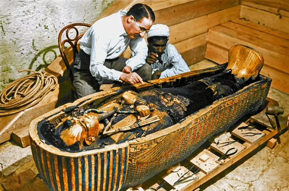 «توت عنخ آمون» واكتشاف سر عمره 3000 عام
