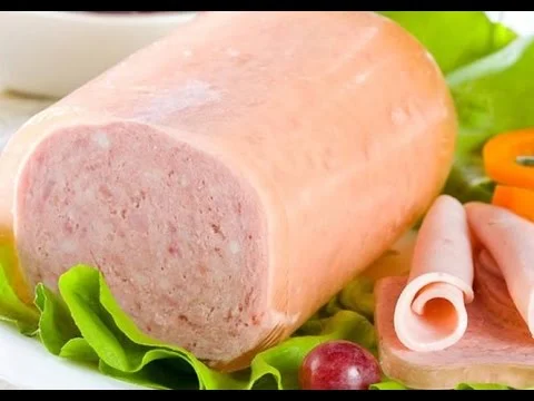 طريقة عمل اللانشون البيتي.. خطوة بخطوة