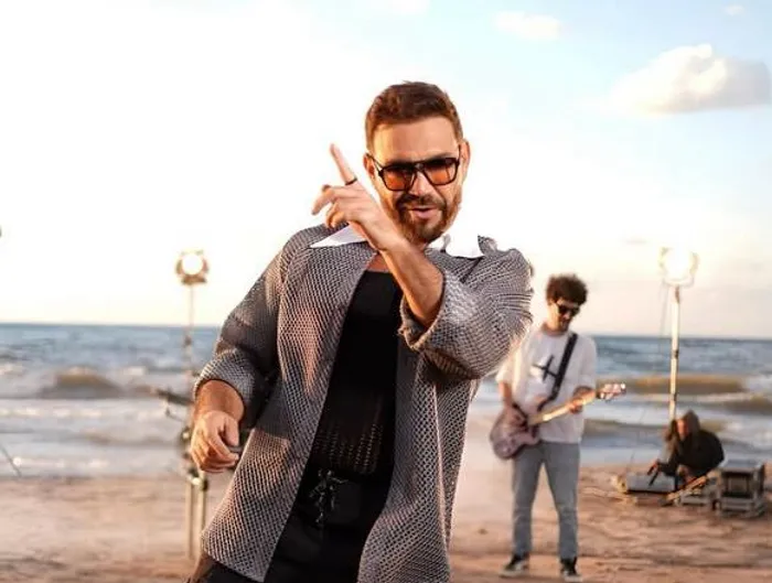 إيوان يعود للساحة الغنائية بعد غياب: "رسالتي كسر الواقع السلبي"