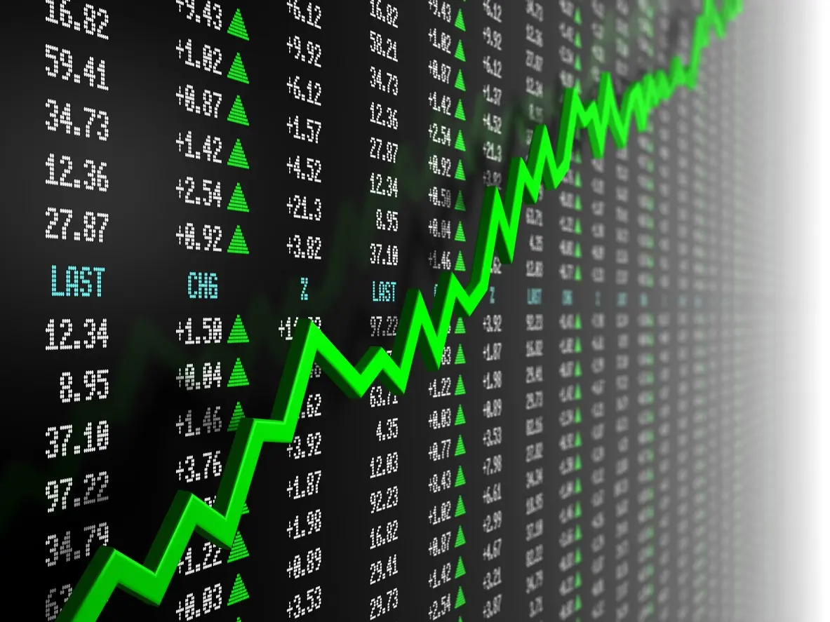 الأسهم الأوروبية ترتفع بدعم من صفقات اندماج رغم الاضطرابات السياسية في فرنسا