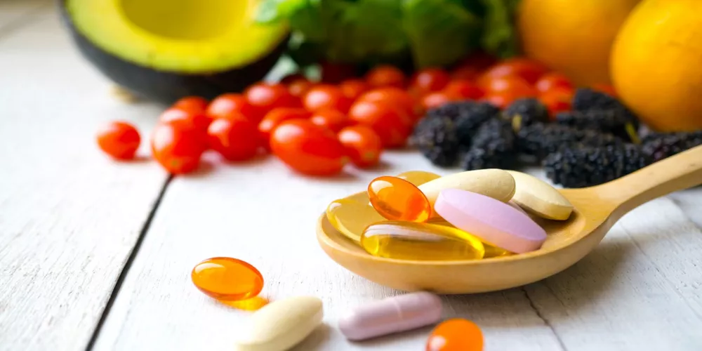 انتشار المكملات الغذائية بين الشباب...صحة حقيقية أم وهم تسويقي؟