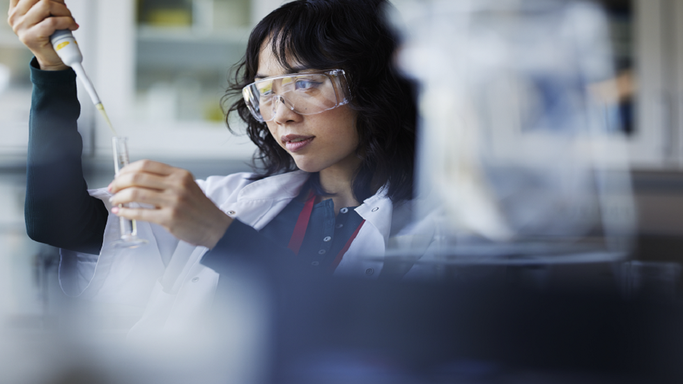 دواء جديد سيغير قواعد اللعبة قد يوقف تقدم ألزهايمر...نتائج مبكرة مبشّرة