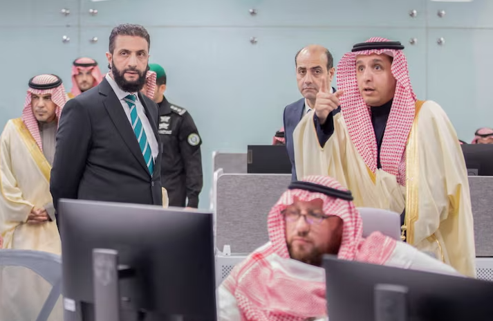 إعادة هيكلة الاقتصاد السوري بقبضة غير معلنة: بين الظل والسلطة