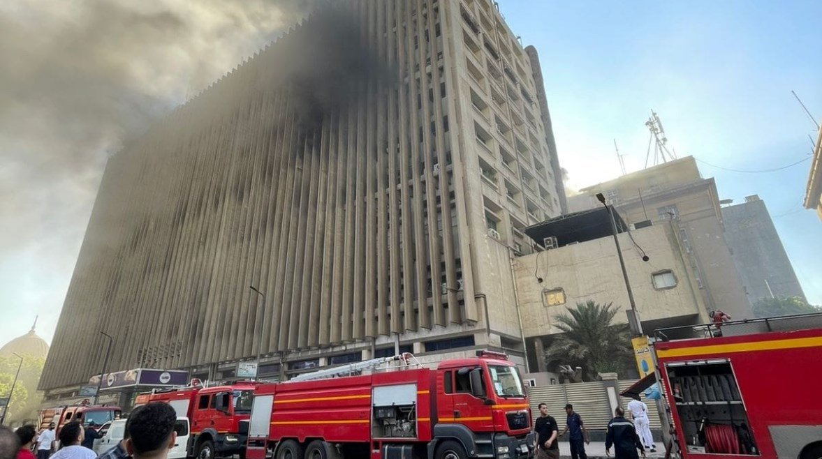 حريق «سنترال رمسيس» يتسبب في وفاة 4 أشخاص وإصابة العشرات