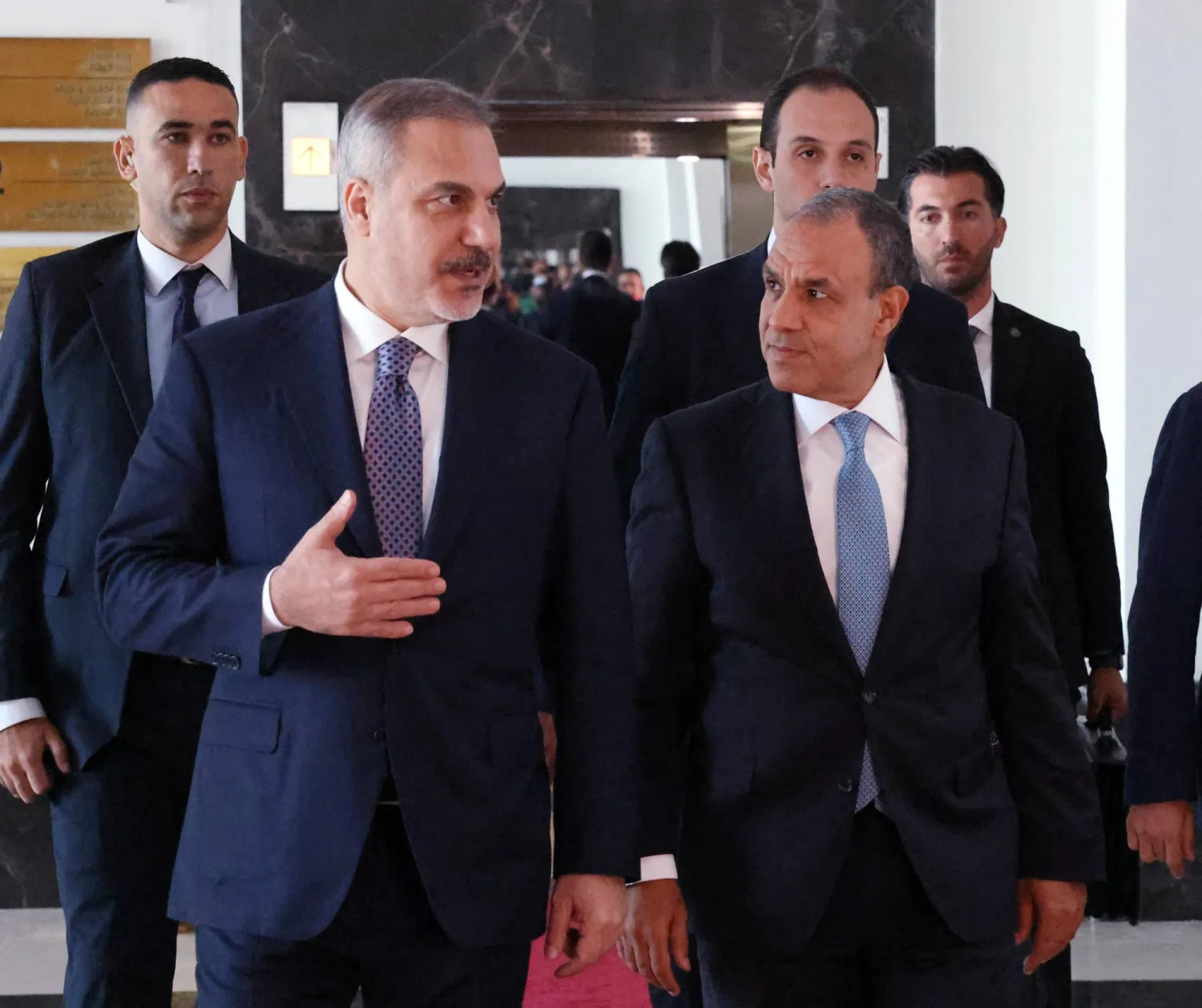 وزير الخارجية المصري: تهجير سكان غزة والضفة "خط أحمر"