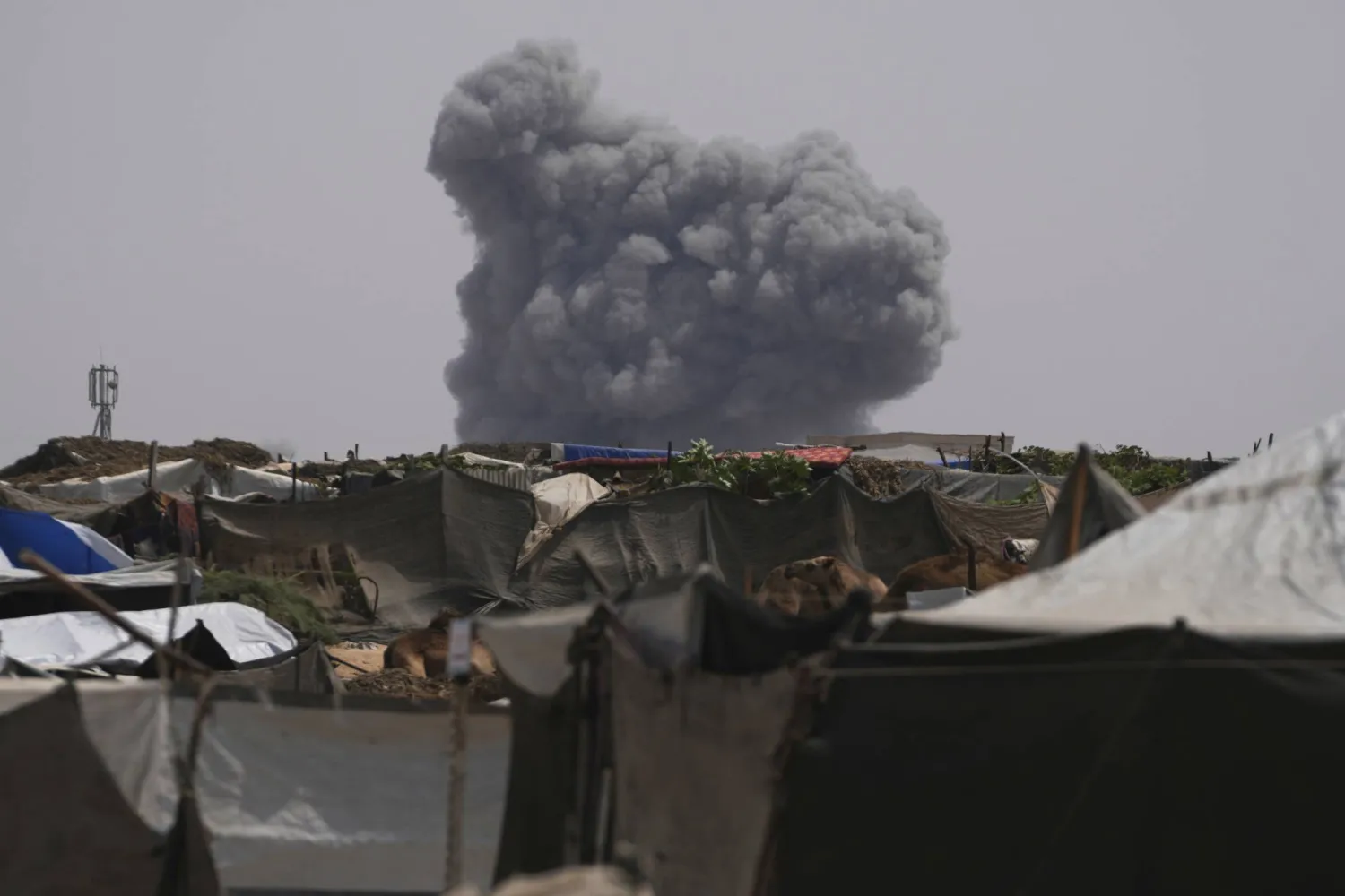 مجازر إسرائيلية في غزة: 123 شهيدًا في يوم واحد وتحذيرات أممية من جرائم وانتهاكات