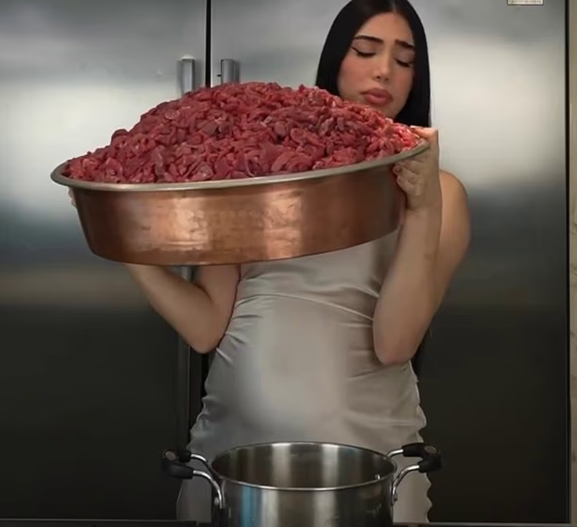المؤثرة اللبنانية "سورثاني حجيج"