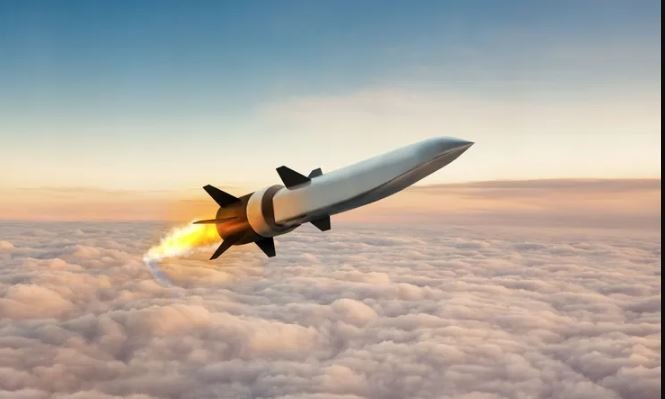 أوكرانيا تكشف عن صاروخ كروز جديد 