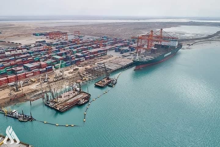 العراق يمنع عبور السفن بدون وثائق رسمية ويشدد إجراءات التفتيش في قناة خور عبدالله