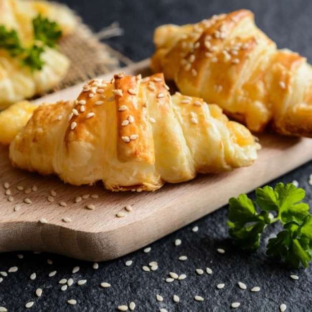 هل يساعد تبريد الكرواسون في خفض تأثيره على سكر الدم؟ تقرير طبي يوضح الحقيقة