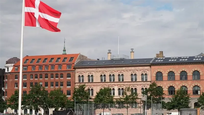 كوبنهاغن تستدعي القائم بالأعمال الأمريكي بسبب أنشطة مشبوهة في غرينلاند
