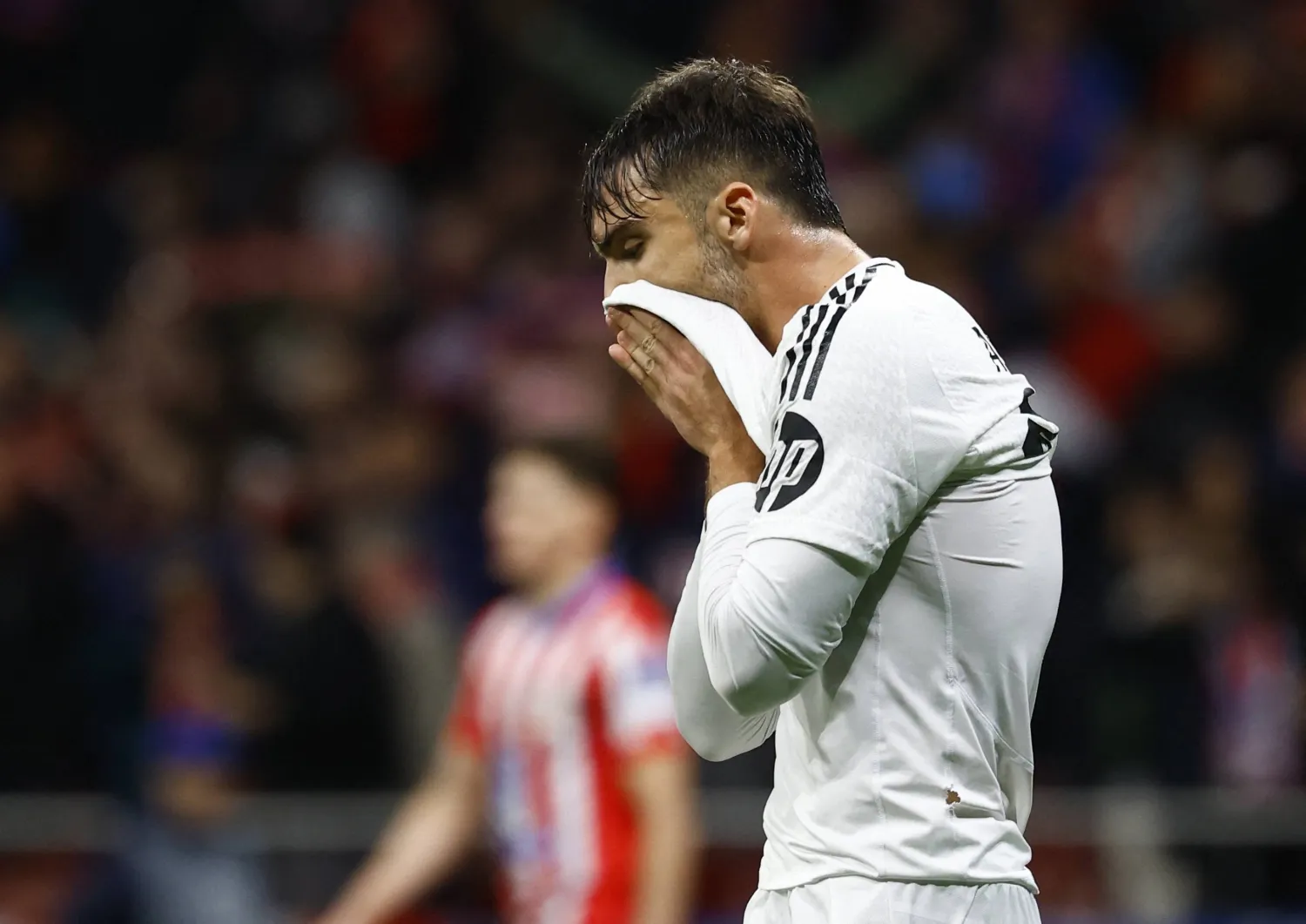 قضية مثيرة تهز ريال مدريد .. محاكمة أسينسيو وثلاثة لاعبين شباب في فضيحة فيديو جنسي