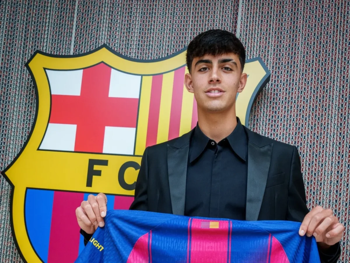 برشلونة يجدد عقد مارك بيرنال حتى 2029