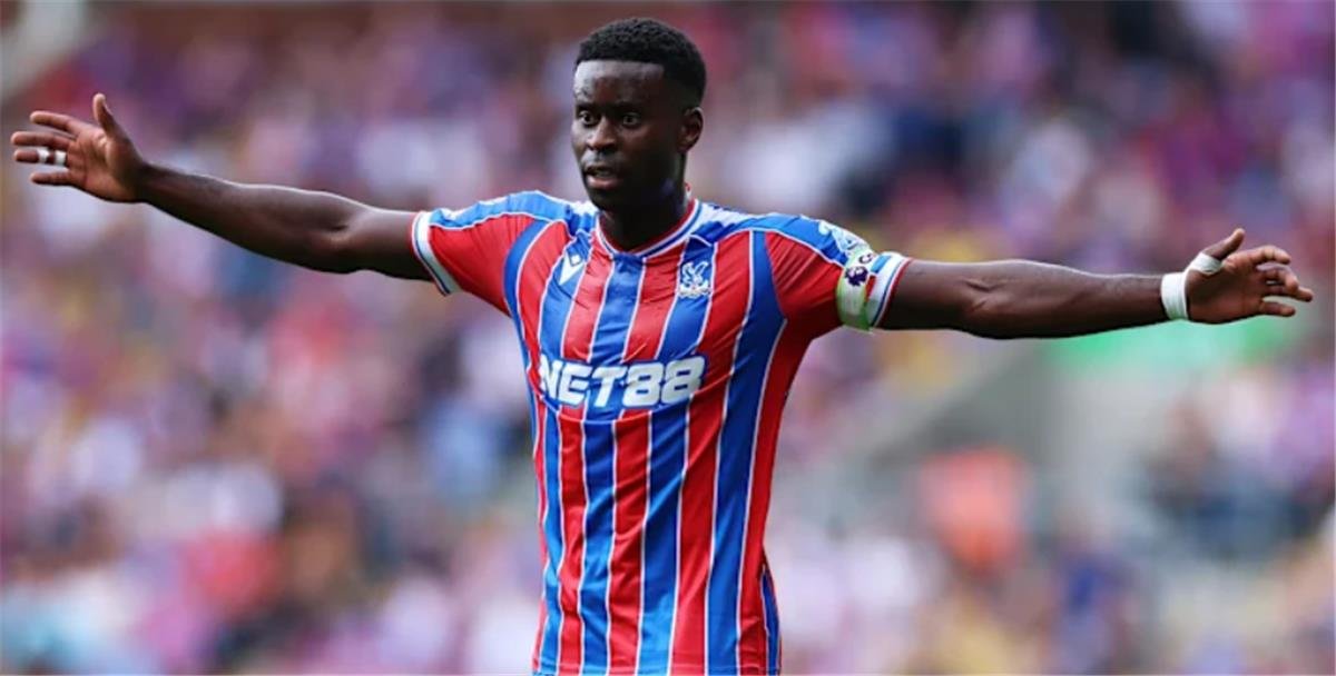 أبرز 10 مدافعين تنتهي عقودهم في 2026 وتستعد الأندية الكبرى لخطفهم مجاناً