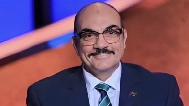 لدكتور رضا فرحات، أستاذ العلوم السياسية