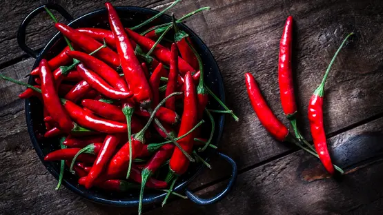 الفلفل الحار الطازج يخفض ضغط الدم.. والصلصات الحارة قد تعطي نتائج عكسية