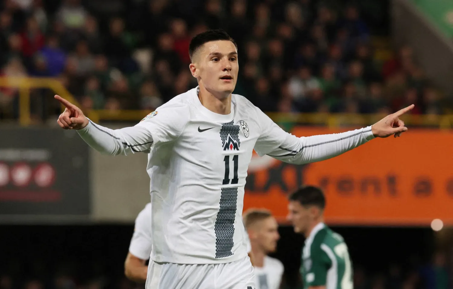 لويس ساها: سيسكو قد "يعاني" في بداياته مع مانشستر يونايتد