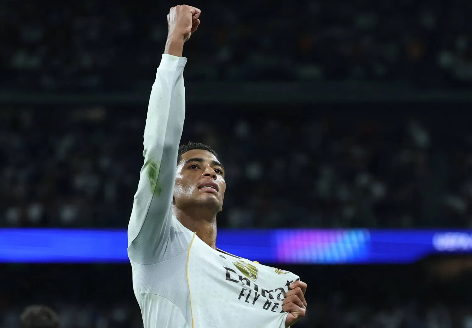 بيلينجهام يتوعد برشلونة: سأبذل كل ما أملك لإنهاء سلسلة هزائم ريال مدريد في الكلاسيكو