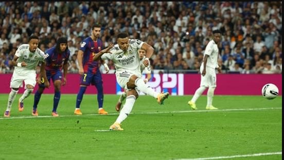 ريال مدريد يحسم الكلاسيكو أمام برشلونة ويعزز صدارته للدوري الإسباني