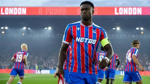 مارك جيهي يقرر الرحيل عن كريستال بالاس نهاية الموسم