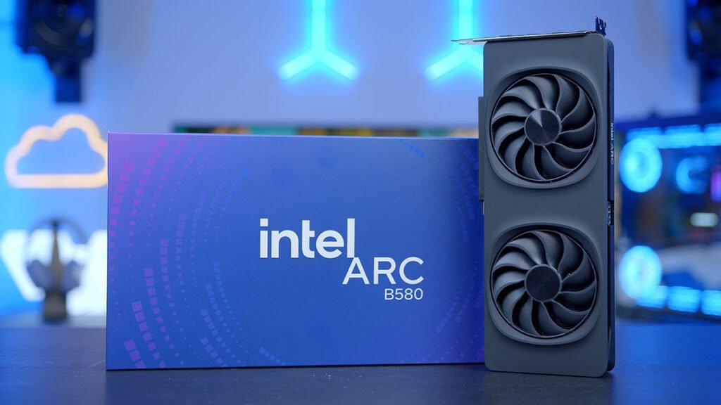 إنتل تعود بقوة إلى ساحة بطاقات الرسومات.. إطلاق بطاقة Intel Arc B580 بأداء غير مسبوق