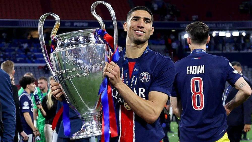 باريس سان جيرمان يطلق حملة كبرى لدعم حكيمي ضد محمد صلاح في جائزة الأفضل