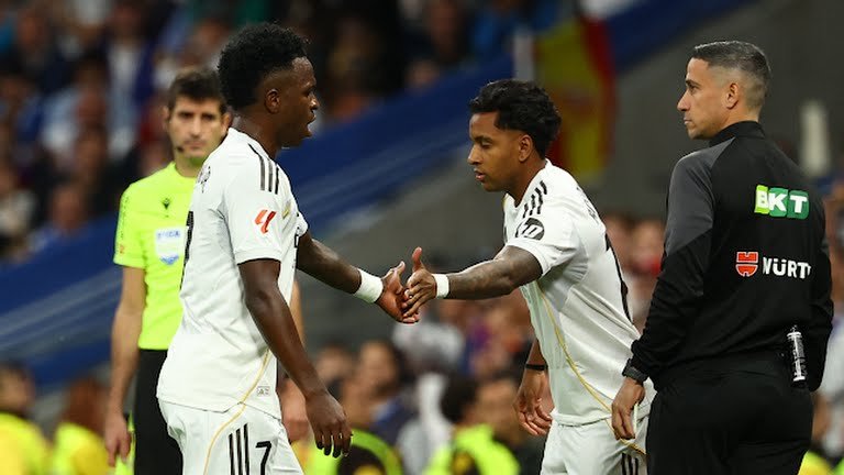 فينيسيوس جونيور يوضح موقفه بعد «الكلاسيكو»: لم أقصد إهانة أحد