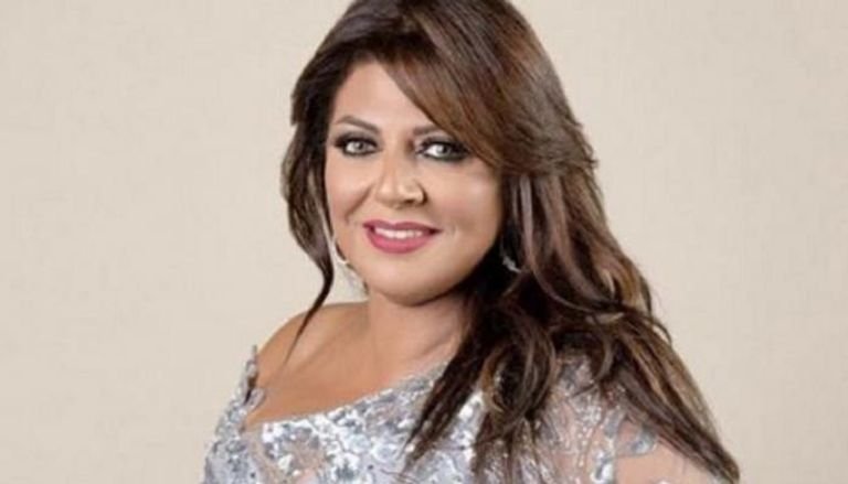 الفنانة هالة صدقي تكشف تفاصيل حادث سير تعرّضت له ابنتها في القاهرة