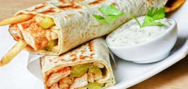 كريب الشاورما.. وصفة تجمع بين الطعم الشرقي واللمسة الغربية