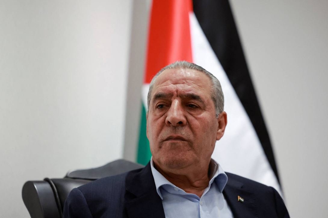 نائب الرئيس الفلسطيني حسين الشيخ