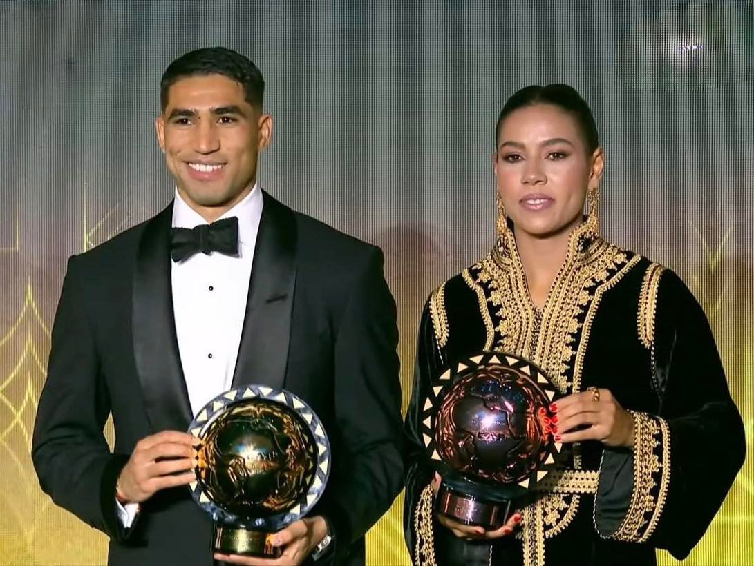 جوائز الأفضل في أفريقيا.. أول مدافع يتوَّج بجائزة أفضل لاعب أفريقي منذ 52 عامًا وهيمنة مغربية 