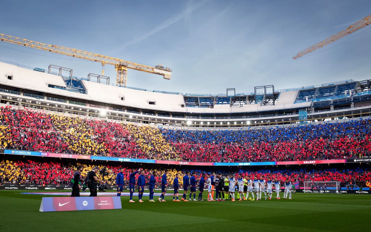 برشلونة يعود للقمة في إحتفال الـ126 عامًا بثلاثية صعبه في شباك ألافيس 