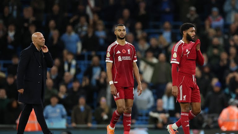 مانشستر سيتي يزيد متاعب ليفربول ويفوز بثلاثية نظيفة في قمة البريميرليج