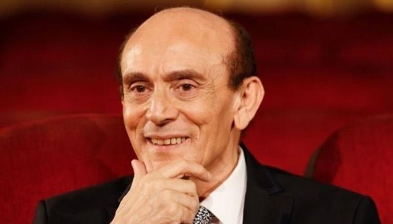 بعد وعكته الصحية.. محمد صبحي يخرج عن صمته وينفي شائعات علاجه على نفقة الدولة والوفاة