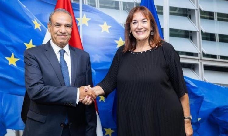 وزير الخارجية المصري يبحث مع مفوضة الاتحاد الأوروبي للمتوسط تعزيز الشراكة وتطورات القضايا الإقليمية