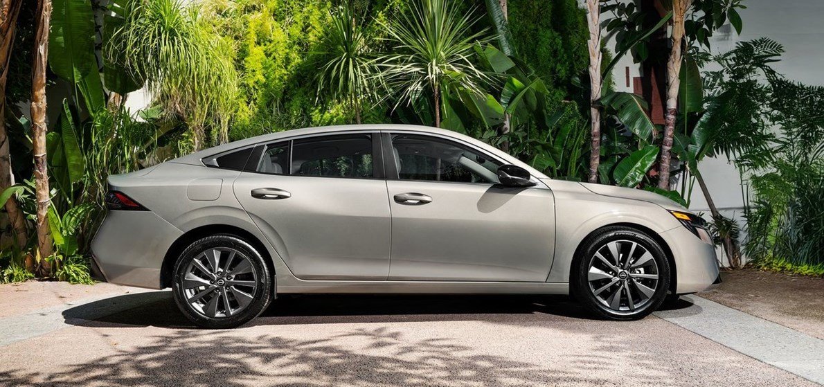 نيسان تفاجئ السوق الأمريكي: تحديثات شاملة لـ"سنترا 2026" بتصميم أكثر شراسة وشاشات رقمية عملاقة