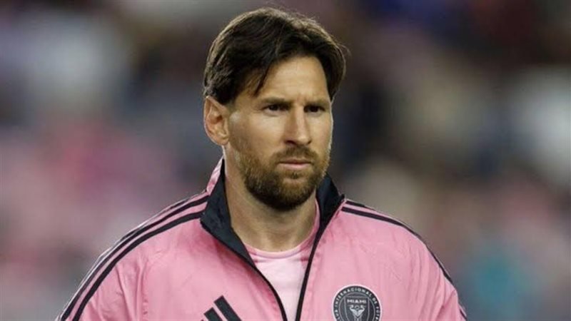 رئيس برشلونة يحبط الجماهير.. لا عودة لميسي إلى "كامب نو"