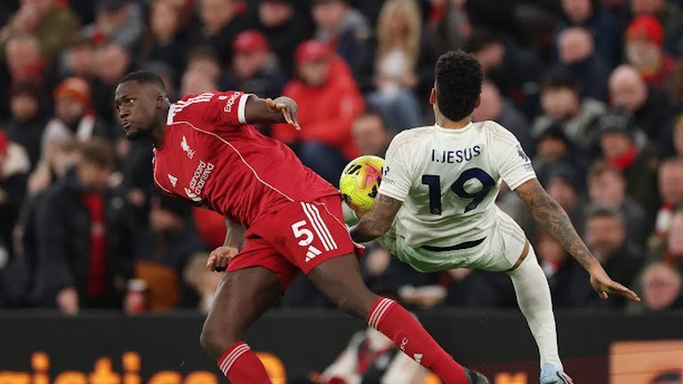 سقوط ليفربول بثلاثية صادمة أمام نوتينجهام فورست في الدوري الإنجليزي