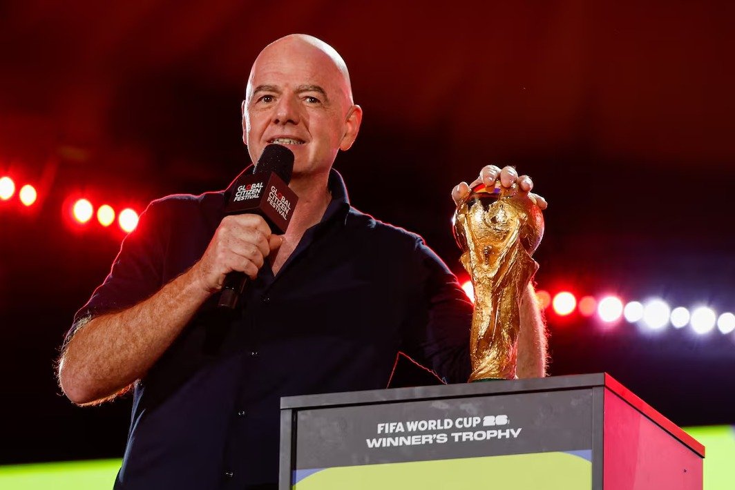 فيفا تطلق جائزة "السلام" لأول مرة خلال قرعة كأس العالم 2026 بحضور أبرز القادة 