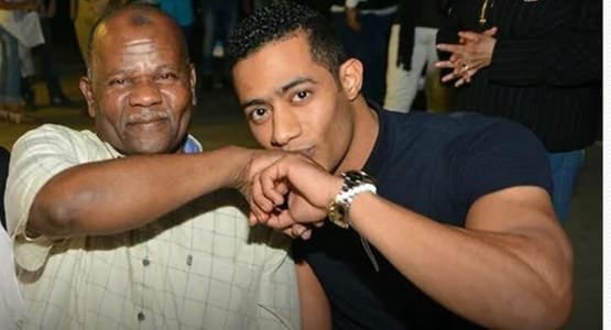 رحيل والد النجم المصري محمد رمضان عن عمر ناهز 77 عامًا