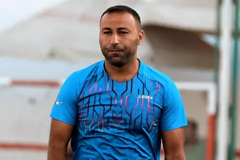 زلزال داخل الزمالك... إقالة فيريرا وتعيين عبد الرؤوف لقيادة الفريق في السوبر المصري