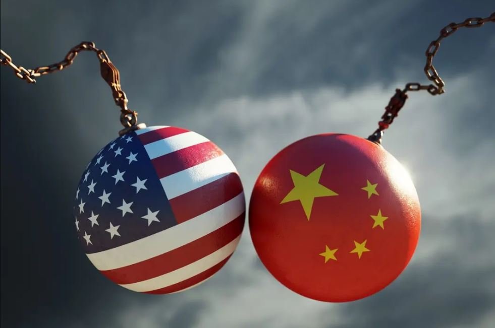 2025.. عام التحول الكبير في ميزان القوة بين واشنطن وبكين