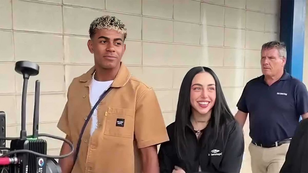 لامين يامال يعلن انفصاله عن نيكي نيكول