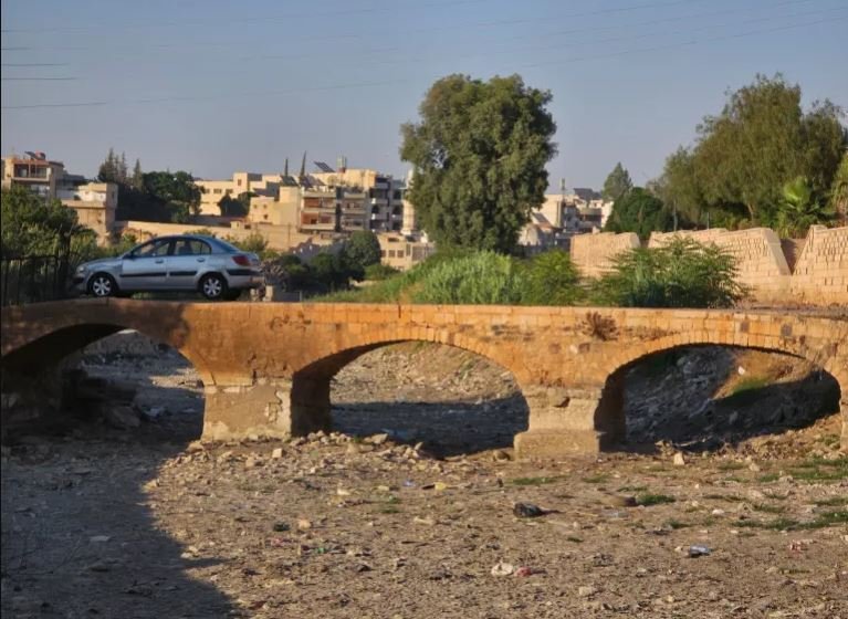 جفاف نهر العاصي