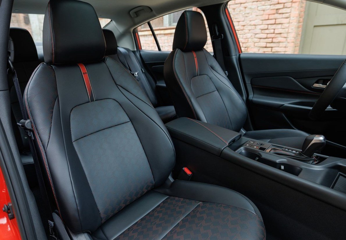 نيسان تفاجئ السوق الأمريكي: تحديثات شاملة لـ"سنترا 2026" بتصميم أكثر شراسة وشاشات رقمية عملاقة