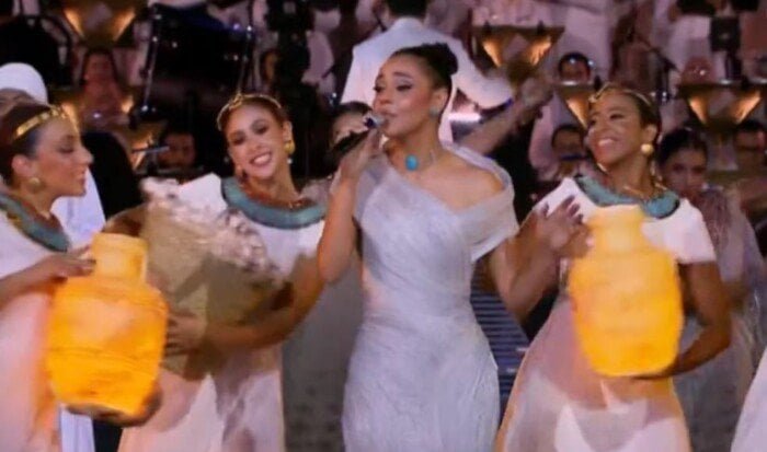 حنين الشاطر تتألق في افتتاح المتحف المصري الكبير: "تجربة لا تُنسى"