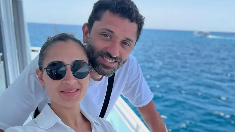 بعد تداول الشائعات.. كريم محمود عبدالعزيز يخرج عن صمته ويعلن انفصاله رسميًا